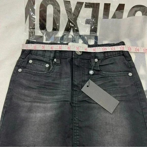 ONE TEASPOON BLACK PUNK 2020 MINI STRETCH HIGH WAIST DENIM SKIRT Size 9-10 - Picture 6 of 6